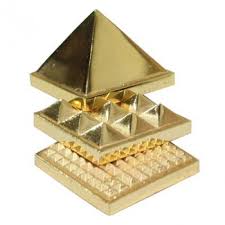 Pyramid Brass Set 9cm 
