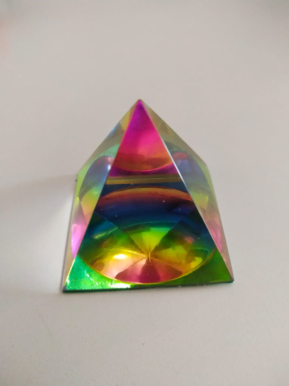 Crystal Pyramid RAINBOW Coloured - Small  - CPR 